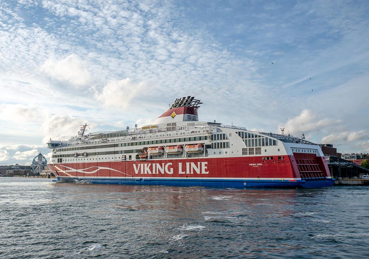 Viking Line Ferry Viking Xprs - One-Way Journey From Helsinki To Tallinn Exterior photo